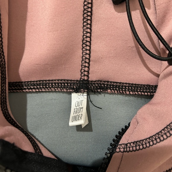 Out From Under Cropped Scuba Colorblock Hoodie Size Medium - Picture 4 of 7